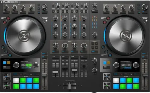 TRAKTOR KONTROL S4 four channel DJ controller, top view: two motorised jog wheels, two colour displays and a four channel mixer section